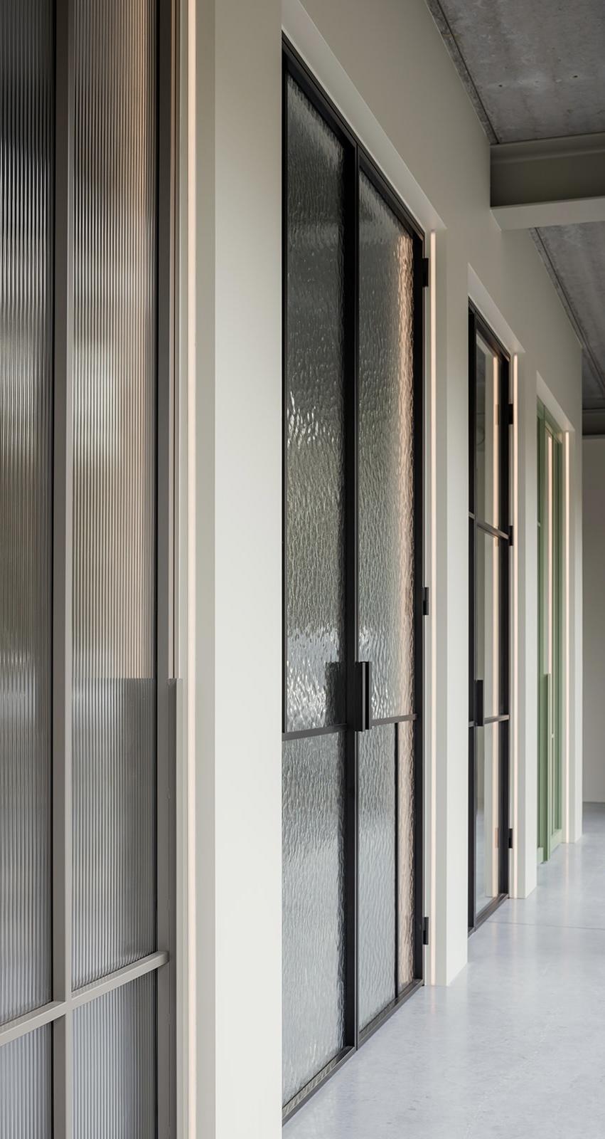 Showroom Antwerpen Stalen Deuren